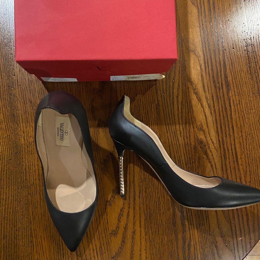 VALENTINO 2012 ROCKSTUD LEATHER PUMP - Picture 9 of 9